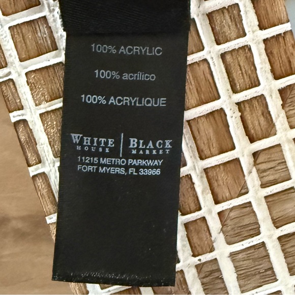 White House Black Market Beautiful Brown Scarf - Picture 5 of 6